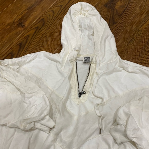 VS PINK White Crop Sweater - Picture 2 of 3